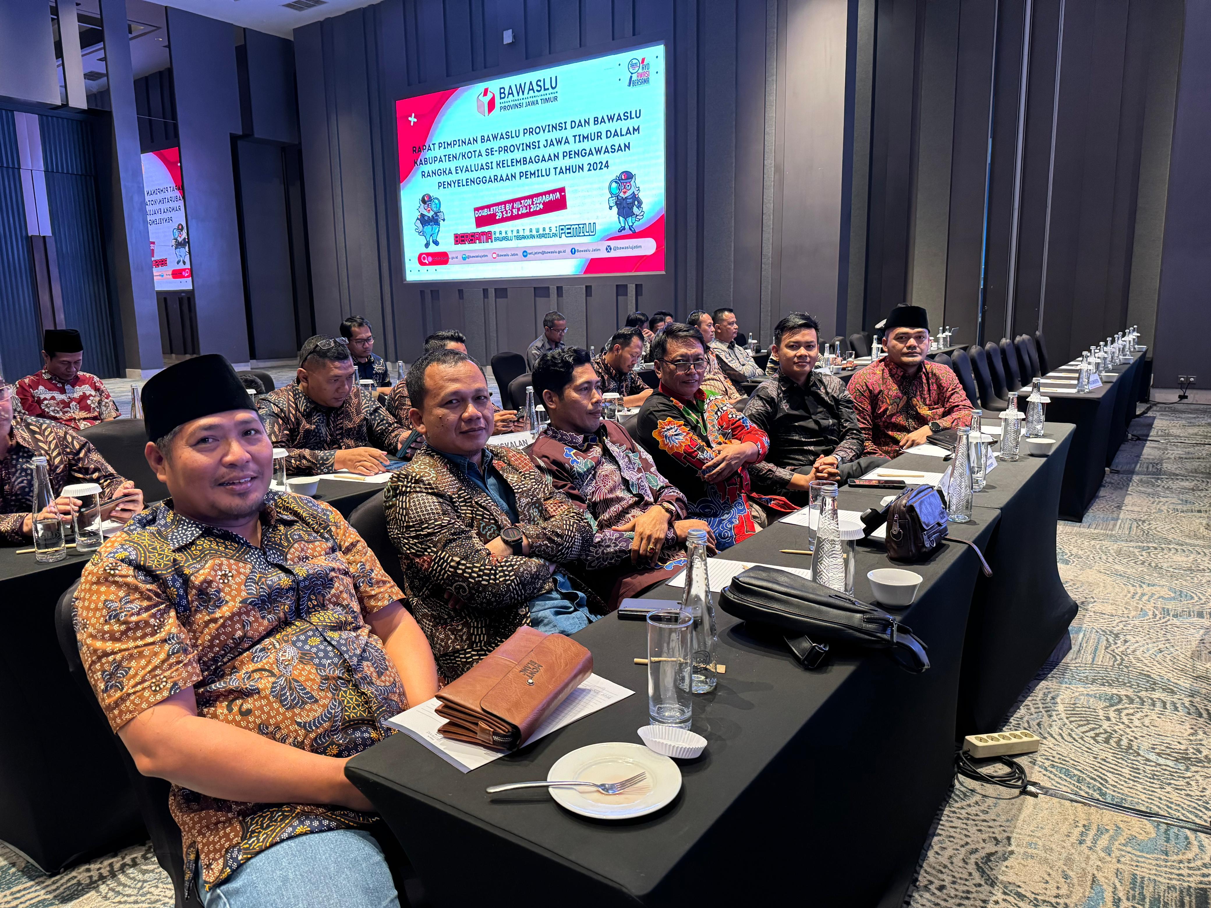Rapat Pimpinan Bawaslu Provinsi Jawa Timur