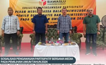 dokumentasi kegiatan bersama media